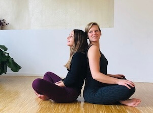 Immunsystem Boost: 4 Wochen online Yoga mit Yogalehrerin Louisa und Christiane