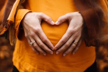 Pränatal-Yogakurs für Schwangere im Yogastudio Fuß Über Kopf in Stuttgart-West