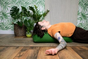 Ausbildung zur Yin Yoga Lehrerin mit Luna Binias in unserem Yogastudio in Stuttgart West