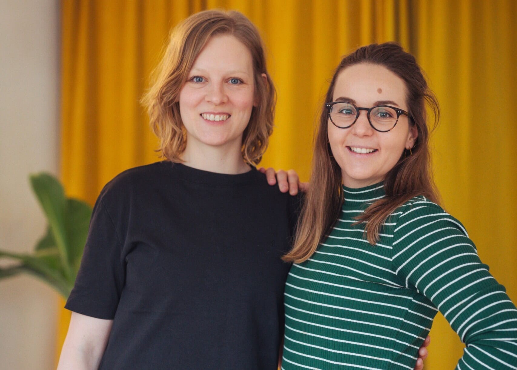 Beim Yin Yoga & Sound Healing Special stimmt Yogalehrerin Simone dich auf den Winter ein, Körper und Geist dürfen entspannen, im Sound baden.